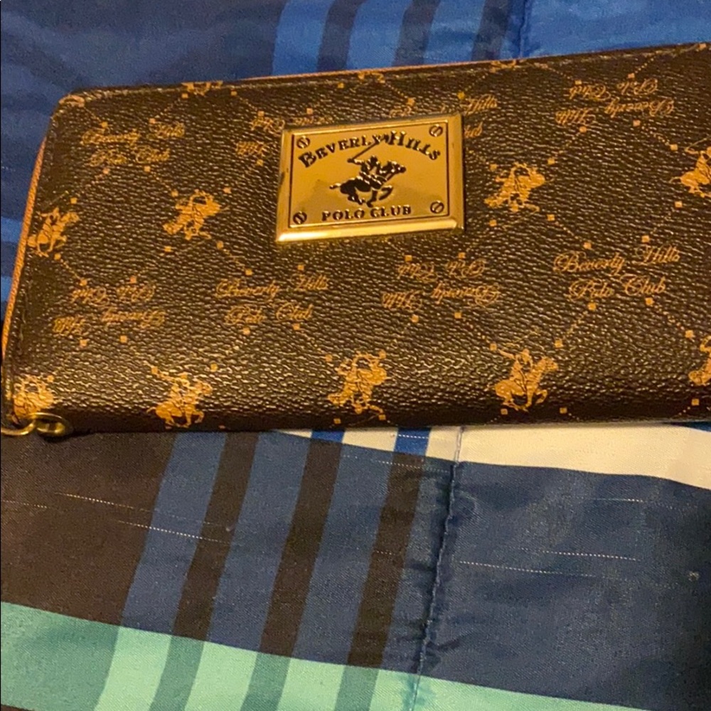 Like new wallet